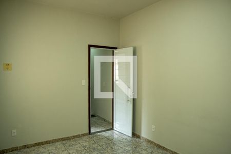 Casa para alugar com 80m², 2 quartos e 1 vaga Casa para alugar com 80m², 2 quartos e 1 vagaSuíte