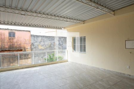 Casa para alugar com 80m², 2 quartos e 1 vaga Casa para alugar com 80m², 2 quartos e 1 vagaTerraço