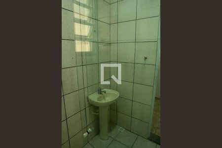 Casa para alugar com 80m², 2 quartos e 1 vaga Casa para alugar com 80m², 2 quartos e 1 vagaBanheiro Suite