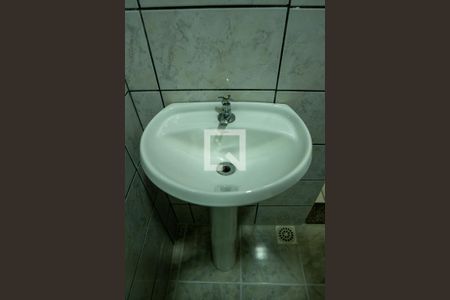 Casa para alugar com 80m², 2 quartos e 1 vaga Casa para alugar com 80m², 2 quartos e 1 vagaBanheiro