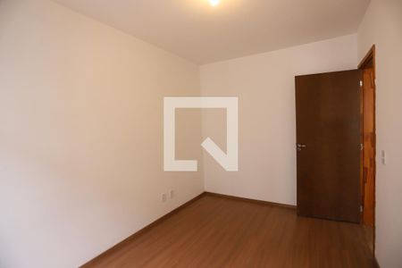 QUARTO 01 de apartamento para alugar com 2 quartos, 48m² em Jardim Casa Branca, Suzano
