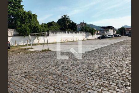 Apartamento para alugar com 70m², 2 quartos e 1 vagaQuadra