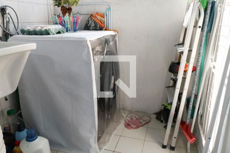 Apartamento para alugar com 70m², 2 quartos e 1 vagaÁrea de Serviço