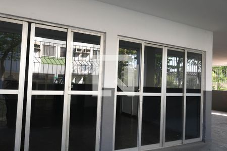 Apartamento para alugar com 70m², 2 quartos e 1 vagaÁrea comum - Salão de festas