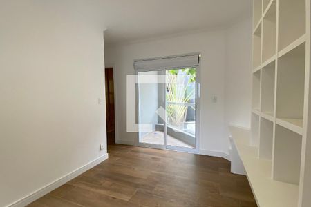 Casa de condomínio à venda com 414m², 4 quartos e 3 vagasSuíte 3