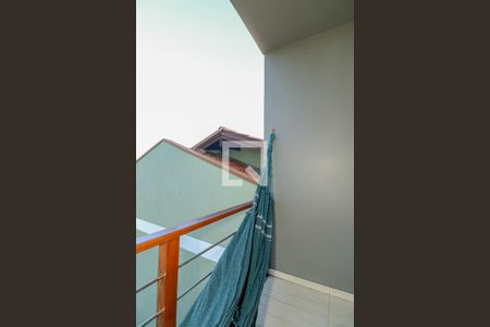 Casa à venda com 152m², 3 quartos e 2 vagas Casa à venda com 152m², 3 quartos e 2 vagasVaranda