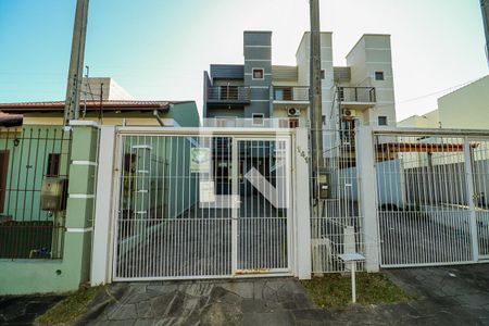 Casa à venda com 152m², 3 quartos e 2 vagas Casa à venda com 152m², 3 quartos e 2 vagasFachada