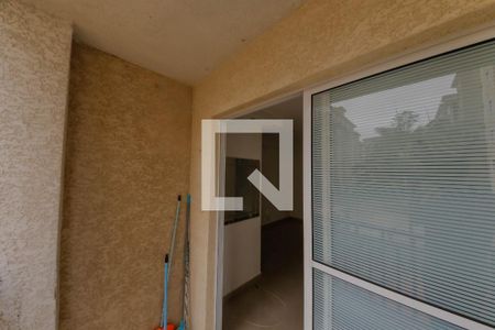 Sacada Sala de apartamento para alugar com 2 quartos, 54m² em Sítio da Figueira, São Paulo