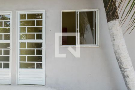 Casa para alugar com 40m², 1 quarto e sem vagaÁrea comum - Entrada do imóvel