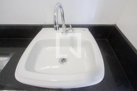 Apartamento para alugar com 44m², 2 quartos e 1 vagaPia