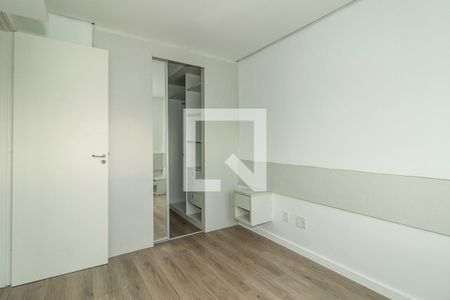 Quarto 2 de apartamento para alugar com 2 quartos, 48m² em Protásio Alves, Porto Alegre