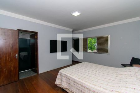 Casa para alugar com 223m², 3 quartos e 4 vagas Casa para alugar com 223m², 3 quartos e 4 vagasSuíte
