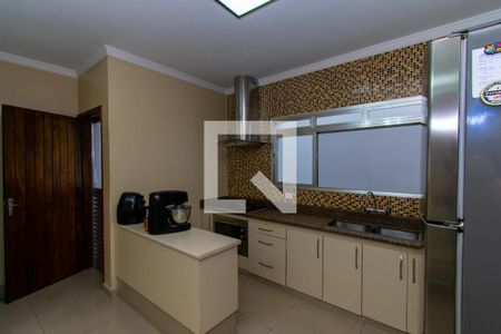 Casa para alugar com 223m², 3 quartos e 4 vagas Casa para alugar com 223m², 3 quartos e 4 vagasCozinha