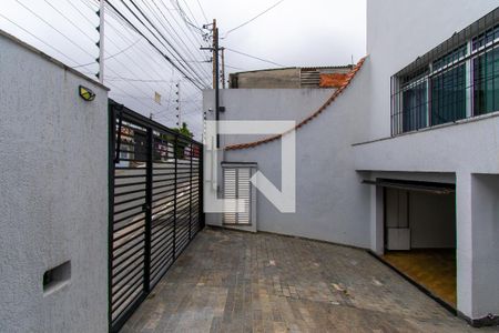 Casa para alugar com 223m², 3 quartos e 4 vagas Casa para alugar com 223m², 3 quartos e 4 vagasGaragem