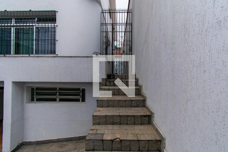 Casa para alugar com 223m², 3 quartos e 4 vagas Casa para alugar com 223m², 3 quartos e 4 vagasEntrada