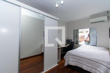 Casa para alugar com 223m², 3 quartos e 4 vagas Casa para alugar com 223m², 3 quartos e 4 vagasQuarto 1