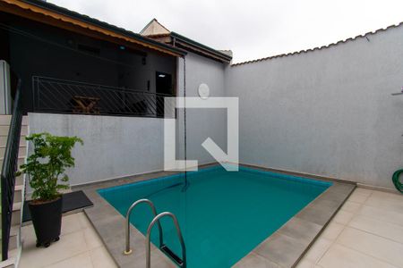 Casa para alugar com 223m², 3 quartos e 4 vagas Casa para alugar com 223m², 3 quartos e 4 vagasPiscina