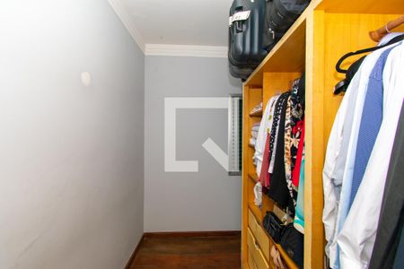Casa para alugar com 223m², 3 quartos e 4 vagas Casa para alugar com 223m², 3 quartos e 4 vagasCloset da suíte