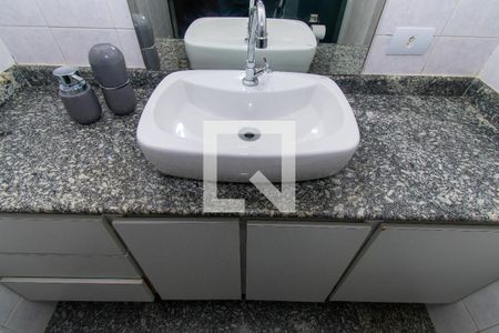 Casa para alugar com 223m², 3 quartos e 4 vagas Casa para alugar com 223m², 3 quartos e 4 vagasBanheiro da Suíte