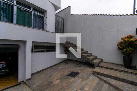 Casa para alugar com 223m², 3 quartos e 4 vagas Casa para alugar com 223m², 3 quartos e 4 vagasGaragem