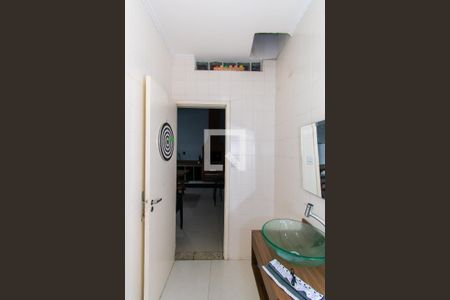 Casa para alugar com 223m², 3 quartos e 4 vagas Casa para alugar com 223m², 3 quartos e 4 vagasBanheiro 3