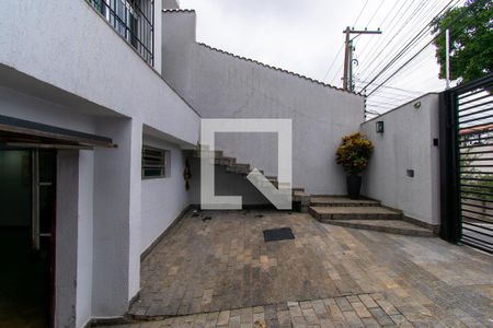 Casa para alugar com 223m², 3 quartos e 4 vagas Casa para alugar com 223m², 3 quartos e 4 vagasGaragem
