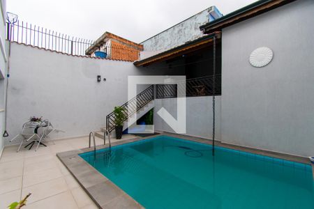 Casa para alugar com 223m², 3 quartos e 4 vagas Casa para alugar com 223m², 3 quartos e 4 vagasPiscina