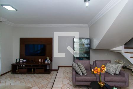 Sala de casa à venda com 3 quartos, 223m² em Vila Antonieta, São Paulo
