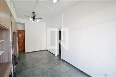 Sala de apartamento para alugar com 2 quartos, 73m² em Tijuca, Rio de Janeiro