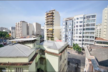 Vista do Quarto 1 de apartamento para alugar com 2 quartos, 73m² em Tijuca, Rio de Janeiro