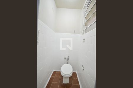 Apartamento para alugar com 73m², 2 quartos e sem vaga Apartamento para alugar com 73m², 2 quartos e sem vagaBanheiro de serviço