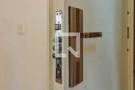 Apartamento para alugar com 70m², 3 quartos e 1 vagaFechadura Reforçada