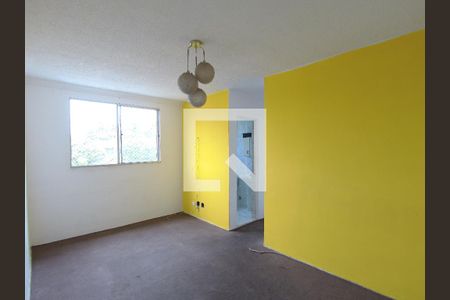 Sala  de apartamento para alugar com 2 quartos, 48m² em Inocoop, Guarulhos