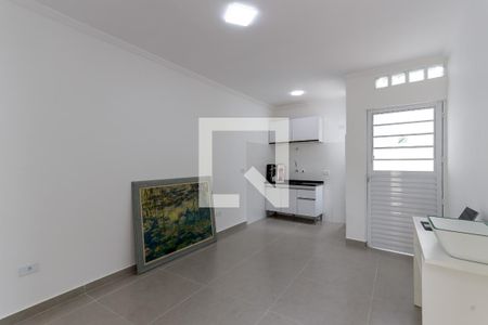 Sala e Cozinha de casa para alugar com 2 quartos, 75m² em Parque Edu Chaves, São Paulo