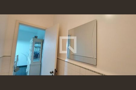 Casa à venda com 227m², 3 quartos e 2 vagasLavabo