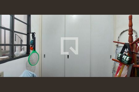 Casa à venda com 227m², 3 quartos e 2 vagasQuarto externo 