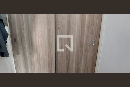 Casa à venda com 227m², 3 quartos e 2 vagasCloset Quarto 1 suíte