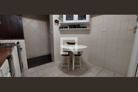 Casa à venda com 227m², 3 quartos e 2 vagasCozinha