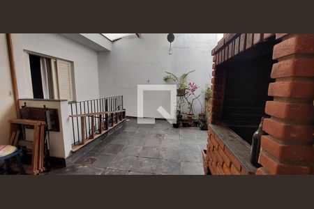 Casa à venda com 227m², 3 quartos e 2 vagasEspaço churrasqueira