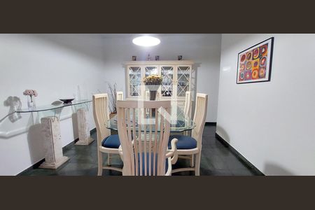 Casa à venda com 227m², 3 quartos e 2 vagasSala 3 de Jantar