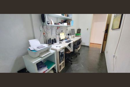 Casa à venda com 227m², 3 quartos e 2 vagasQuarto 4 / escritório