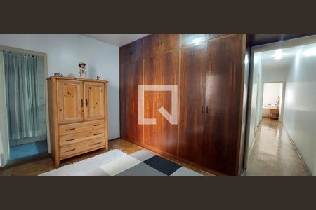 Casa à venda com 227m², 3 quartos e 2 vagasQuarto 3 suíte