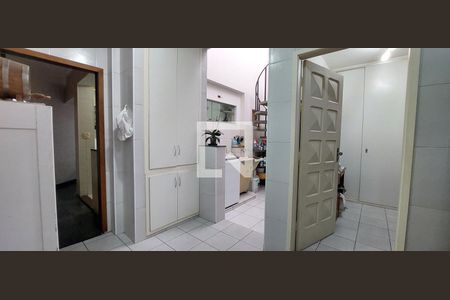 Casa à venda com 227m², 3 quartos e 2 vagasÁrea de Serviço