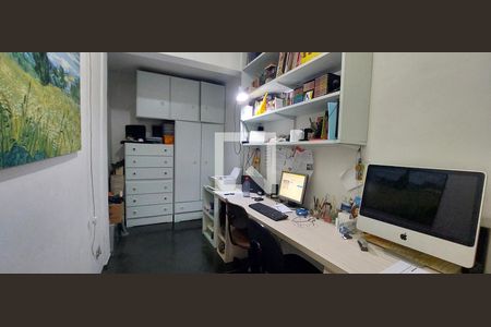 Casa à venda com 227m², 3 quartos e 2 vagasQuarto 4 / escritório