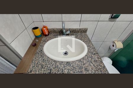 Casa à venda com 227m², 3 quartos e 2 vagasBanheiro Quarto 3 suíte