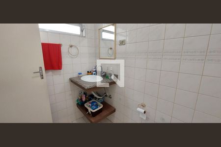 Casa à venda com 227m², 3 quartos e 2 vagasBanheiro Quarto 2 suíte