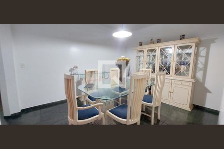 Casa à venda com 227m², 3 quartos e 2 vagasSala 3 de Jantar