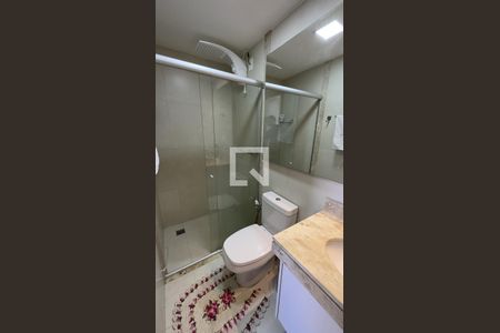 Banheiro da Suíte de apartamento para alugar com 2 quartos, 64m² em Setor Bueno, Goiânia
