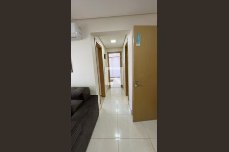 Apartamento para alugar com 64m², 2 quartos e 1 vagaCorredor