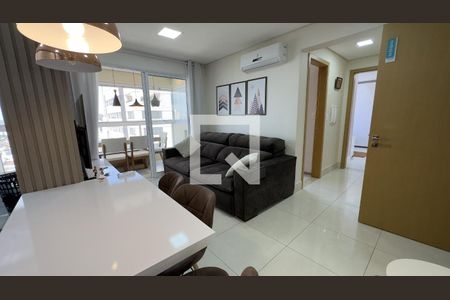 Sala de apartamento para alugar com 2 quartos, 64m² em Setor Bueno, Goiânia
